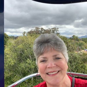 Meet your Posher, Rowena